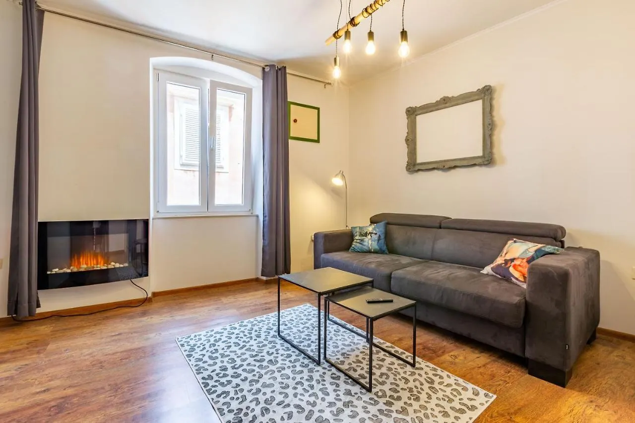 Luce Mala One Bedroom Apartment location